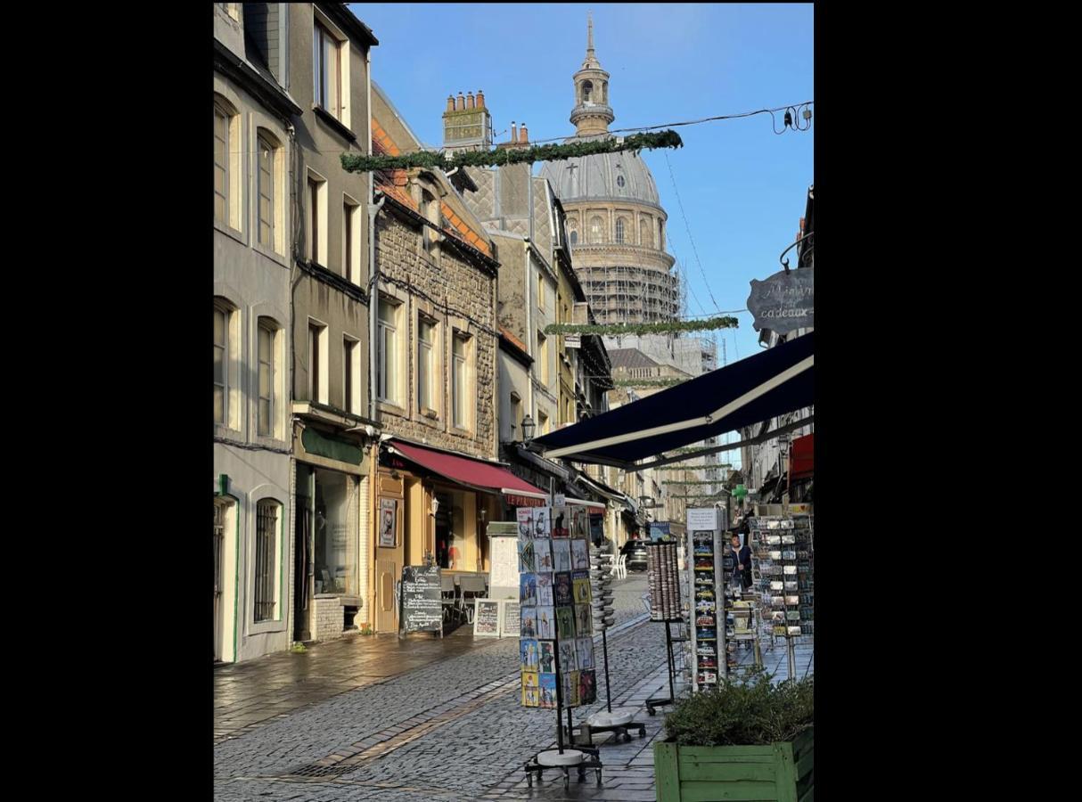 Le Henry Au Coeur De La Vieille Ville Булонь-сюр-Мер Экстерьер фото